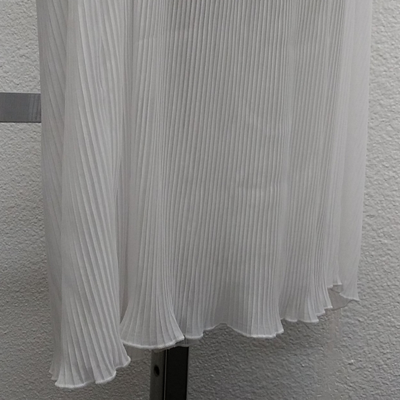 Lingerie - Picture 5 of 8